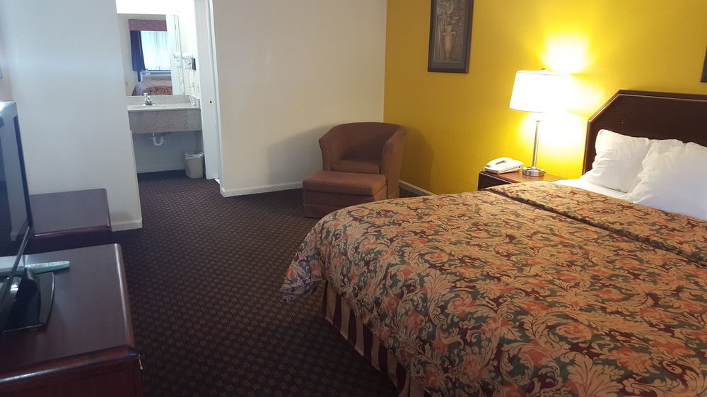 Red Roof Inn & Suites Ρώμη Εξωτερικό φωτογραφία
